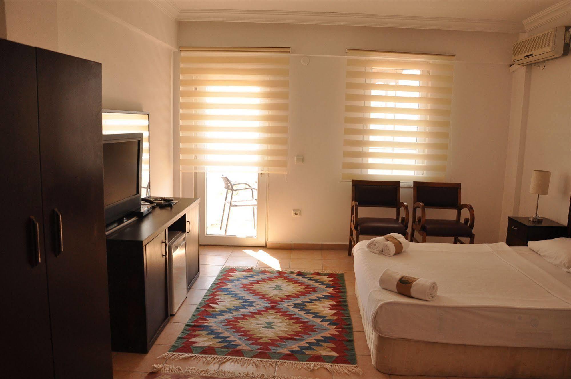 Family Belvedere Hotel Bodrum Bagian luar foto